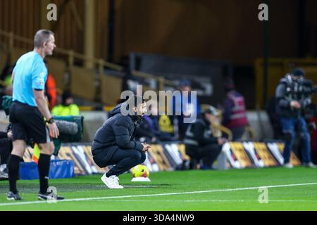 Molineux, Wolverhampton le lundi 8 décembre 2025. Ruben Amorim, manager de Manchester United, suit l'action lors du match de premier League entre Wolverhampton Wanderers et Manchester United à Molineux, Wolverhampton, lundi 8 décembre 2025. (Photo : Stuart Leggett | mi News) crédit : MI News & Sport /Alamy Live News Banque D'Images