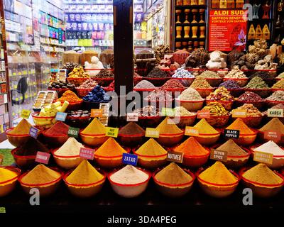 Deira Spice Souk, Dubaï, Émirat de Dubaï, Émirats arabes Unis Banque D'Images