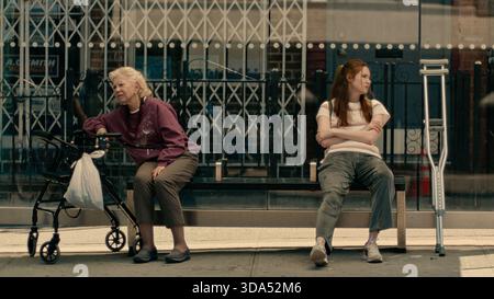 Late Bloomers (2023) Karen Gillan *Filmstill - usage éditorial seulement* Voir instructions spéciales. CAP/TFS image fournie par Capital Pictures Banque D'Images