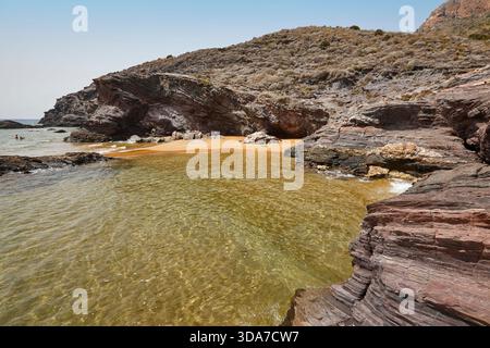 Côte méditerranéenne à Murcie. Parc naturel de Calblanque, plage de Negrete. Espagne Banque D'Images