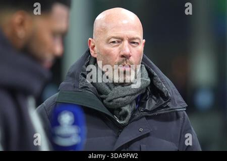 Milan, Italie. 09th Dec, 2025. Alan Shearer avant le match de football de l'UEFA Champions League entre l'Inter et Liverpool au stade San Siro de Milan, dans le nord de l'Italie - mardi 09 décembre 2025. Sport - Soccer . (Photo de Spada/LaPresse) crédit : LaPresse/Alamy Live News Banque D'Images