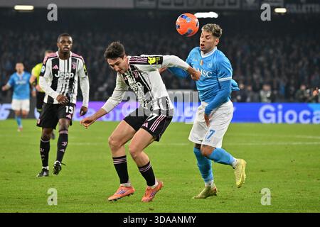 Naples, Italie. 07 décembre 2025. Vasilije Adžić le championnat italien Serie A 2025-2026 match de football entre Naples et la Juventus au stade de Maradona, Italie (Felice de Martino/SPP) crédit : SPP Sport photo de presse. /Alamy Live News Banque D'Images