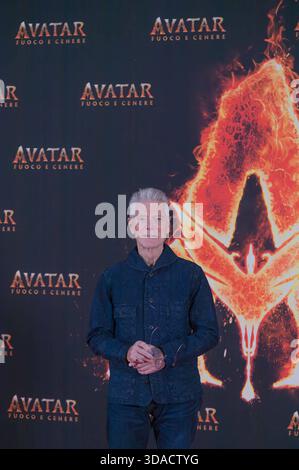 News - Photocall Avatar Stephen Lang pendant Photocall Avatar, News in Milano, Italy, December 09 2025 Milano Hotel principe di Savoia Italy Copyright : xLucaxMichelix/xLiveMediax LPN 2188327 Banque D'Images