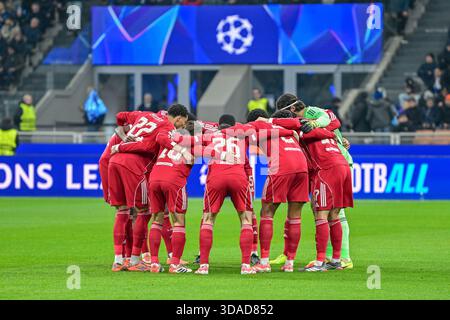 Milan, Italie. 09th Dec, 2025. Les joueurs de Liverpool lors de l'Inter - FC Internazionale vs Liverpool FC, match de football de l'UEFA Champions League à Milan, Italie, 09 décembre 2025 crédit : Agence photo indépendante/Alamy Live News Banque D'Images