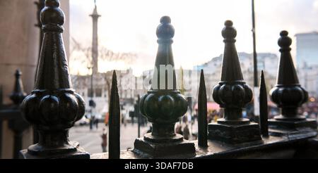 Londres, Royaume-Uni. 10 décembre 2025. Météo Royaume-Uni : lumière du soir d'hiver à Londres. Credit : Matthew Chattle/Alamy Live News Banque D'Images
