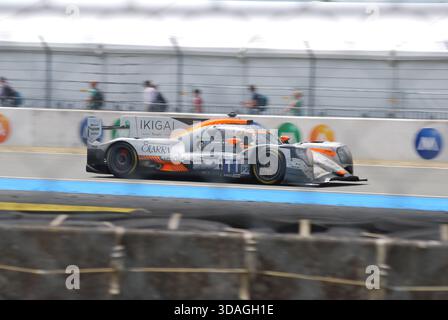 Proton Competition a participé à Oreca 07 LMP2 de René Binder, Giorgio Roda & Bent Viscaal aux Porsche Curves aux 24 heures du Mans 2025 Banque D'Images