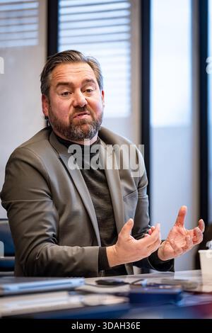 Tubize, Belgique. 10 décembre 2025. Vincent Mannaert, directeur sportif du syndicat belge de football, photographié lors d’un moment presse au siège du syndicat belge, mercredi 10 décembre 2025 à Tubize. BELGA PHOTO JAMES ARTHUR GEKIERE crédit : Belga News Agency/Alamy Live News Banque D'Images