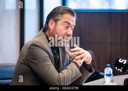 Tubize, Belgique. 10 décembre 2025. Vincent Mannaert, directeur sportif du syndicat belge de football, photographié lors d’un moment presse au siège du syndicat belge, mercredi 10 décembre 2025 à Tubize. BELGA PHOTO JAMES ARTHUR GEKIERE crédit : Belga News Agency/Alamy Live News Banque D'Images