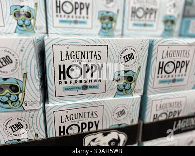 Boîtes de Lagunitas Hoppy Refresher, une eau de houblon pétillante non alcoolisée, Lafayette, Californie, 16 mai 2025. (Photo Smith Collection/Gado/Sipa USA) Banque D'Images