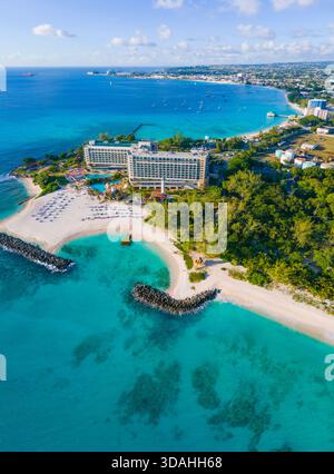 Needham's point Light House en face de Hilton près de Charles Fort dans la ville historique de Bridgetown, Saint Michael, Barbade. Historique Bridgetown et ses Banque D'Images
