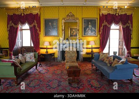 Salon formel au château de Kilkenny, Irlande Banque D'Images