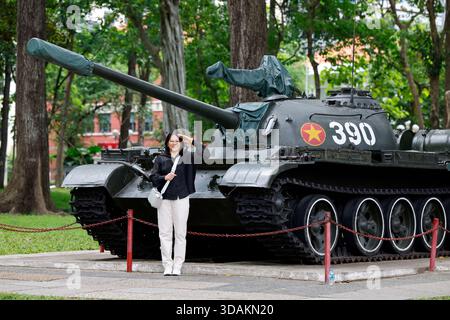 IT54 char vietnamien Nord qui, le 30 avril 1975, est entré dans les portes du Palais de la réunification à Saigon. Ho Chi Minh ville. Vietnam. Banque D'Images