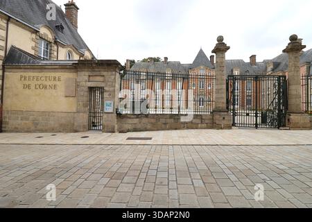 Préfecture, vue de l'extérieur, ville de Alençon, département de l'Orne, France Banque D'Images