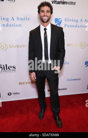 Beverly Hills, États-Unis. 11 décembre 2025. Marco Delvecchio au Gala de la Fondation Giving A Smile au Beverly Hilton Hotel à Beverly Hills, CA, USA le 11 décembre 2025. Photo de Fati S/ABACAPRESS.COM crédit : Abaca Press/Alamy Live News Banque D'Images