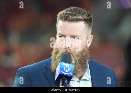 Tampa Bay, Floride, États-Unis, 11 décembre 2025, Ryan Fitzpatrick, animateur de football TNT jeudi soir, au Raymond James Stadium. (Crédit photo : Marty Jean-Louis/Alamy Live News Banque D'Images