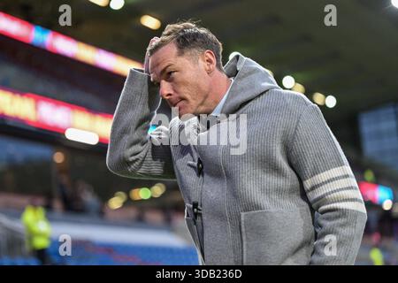 Turf Moor, Burnley, Lancashire, Royaume-Uni. 13 décembre 2025. Premier League Football, Burnley versus Fulham ; Manager of Burnley Scott Parker Credit : action plus Sports/Alamy Live News Banque D'Images