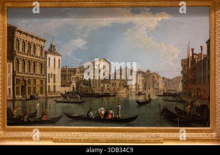 The View Down the Grand canal Venice par Canaletto peinture à l'huile dans la Wallace Collection Londres Angleterre Royaume-Uni Banque D'Images