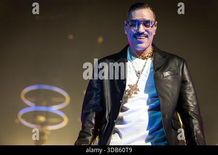 Rome, Italie. 13 décembre 2025. Marracash assiste au « Marra Palazzi25 Tour » le 13 décembre 2025 au Palazzo dello Sport, Rome, Italie. Crédit : SOPA images Limited/Alamy Live News Banque D'Images