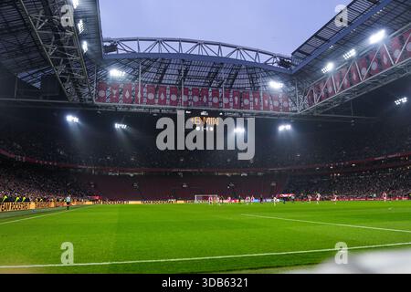 Amsterdam, pays-Bas. 14 décembre 2025. Amsterdam - vue d'ensemble du stade lors de la seizième manche de compétition de la saison Eredivisie 2025/2026. Le match se déroule entre l'AFC Ajax Amsterdam et le Feyenoord Rotterdam au Johan Cruijff Arena le 14 décembre 2025 à Amsterdam, aux pays-Bas. Crédit : Box to Box Pictures/Alamy Live News Banque D'Images