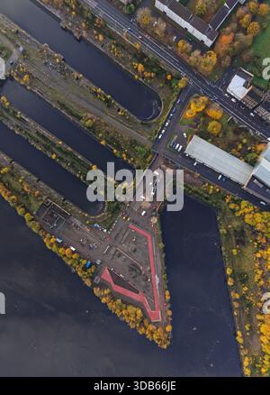Les quais secs sont maintenant redondants et les zones humides sur la rivière Clyde Banque D'Images