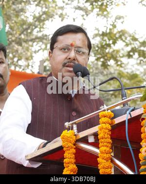 Patna, Inde. 14 décembre 2025. PATNA, INDE - 14 DÉCEMBRE : le ministre du Bihar Nitin Nabin lors d'un programme à Patna après avoir été nommé président du BJP National Working, Bihar, Inde, dimanche 14, 2025. (photo de Santosh Kumar / Hindustan Times / Sipa USA) crédit : Sipa USA / Alamy Live News Banque D'Images