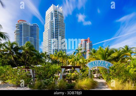 Miami Beach, Floride, États-Unis - 12 décembre 2025 : Nikki Beach Club Miami Beach vers 2025 Banque D'Images