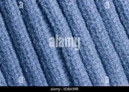 Texture macro de tissu côtelé bleu profond ou velours côtelé Banque D'Images