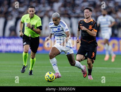 São Paulo, Brésil. 14 décembre 2025. Football Football - Coupe Brésil 2025 - Corinthians vs Cruzeiro - demi-finales de la Coupe, tenue au Neo Química Arena Stadi Banque D'Images