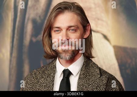 Tom Payne BEI der Weltpremiere von Der Medicus II / le médecin II im Cinedom. Köln, 15.12.2025 *** Tom Payne à la première mondiale de Der Medicus II The Physician II au Cinedom Cologne, 15 12 2025 Foto :Xn.xKolinzx/xFuturexImagex medicus 5444 Banque D'Images