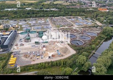 Vue aérienne des travaux de traitement des eaux du Yorkshire, Blackburn Meadows, Sheffield, Royaume-Uni. Banque D'Images