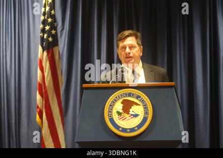New York, États-Unis. 17 décembre 2025. Le procureur AMÉRICAIN Jay Clayton a annoncé l'inculpation de Tricolor et l'affaire des gangs de drogue d'East Harlem. Credit : Matthew Russell Lee/Alamy Live News Banque D'Images