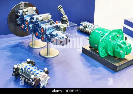 Mécanismes de transmission de puissance pour machines industrielles et agricoles Banque D'Images