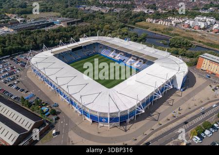 Vue aérienne du King Power Stadium, stade de l'équipe de football de Leicester City, actuellement dans le championnat EFL (2025-26), Leicester, Royaume-Uni. Banque D'Images
