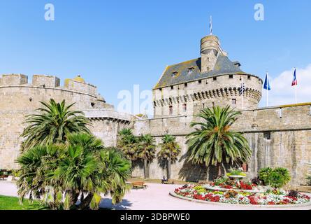 Chäteau de Saint-Malo sur la forteresse île ville proche de Saint-Malo, Côte d'Emeraude, côtes-d'Armor, Bretagne, France Banque D'Images