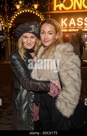 abb : Jeanette Hain und Lisa Maria Potthoff Schauspielerinnen zu gast BEI der Premiere des 21. Roncalli Weihnachtscircus im Tempodrom Berlin, AM 19.12.2025 à Berlin Berlin Deutschland *** abb Jeanette Hain et Lisa Maria Potthoff actrices lors de la première des 21 Roncalli Weihnachtscircus au Tempodrom Berlin, le 19 12 2025 à Berlin Allemagne Banque D'Images