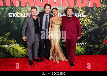 LOS ANGELES, CALIFORNIE, États-Unis - 13 DÉCEMBRE : L'acteur américain Steve Zahn, l'acteur, producteur et scénariste américain Paul Rudd, l'actrice et activiste anglaise Thandiwe Newton et l'acteur, comédien et musicien américain Jack Black arrivent à la première mondiale de 'Anaconda' de Columbia Pictures qui s'est tenue au United Theater de Broadway au STILE Downtown Los Angeles par Kasa le 13 décembre 2025 à Los Angeles, Californie, États-Unis. (Photo de Xavier Collin/image Press Agency) Banque D'Images