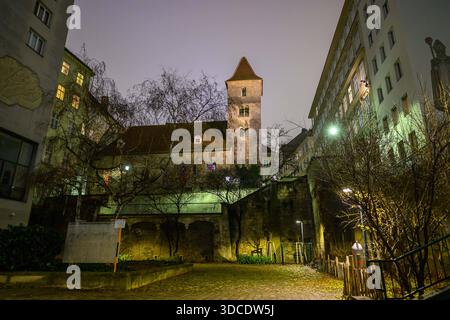 vienne, autriche, 19 décembre 2025, chrurch ruprechtskirche dans la nuit *** wien, österreich, 19. décembre 2025, chrurch ruprechtskirche in der nacht Copyright : xx Banque D'Images