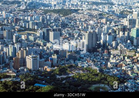 Séoul : vue panoramique depuis le sommet de la Tour N Séoul. Corée du Sud. Banque D'Images