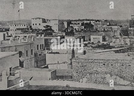 Zanzibar, Tanzanie. Vue sur la ville. Héliogravure. 'La conquista de Africa' (la conquête de l'Afrique), par Alfredo Opisso. Volume III publié à Barcelone (Espagne) par Molinas y Maza Editores, 1911. Banque D'Images