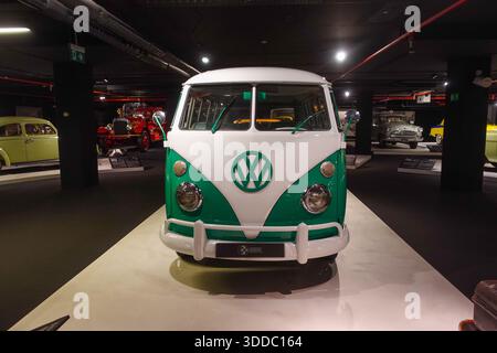 VW T1 Buli bus à Bakou, Azerbaïdjan Banque D'Images