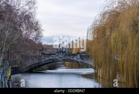 Whitefriars Bridge sur la rivière Wensum dans la ville de Norwich Banque D'Images