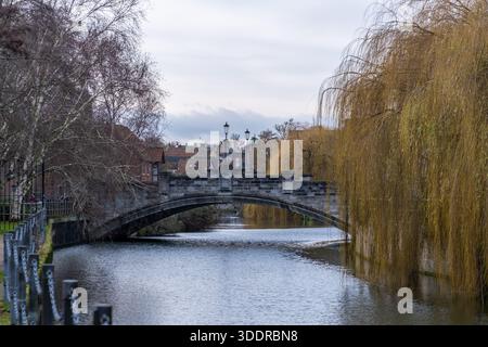 Whitefriars Bridge sur la rivière Wensum dans la ville de Norwich Banque D'Images