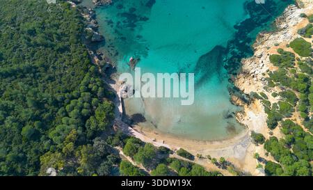 Vue sur la plage d'Ekmeksiz depuis, Seferihisar - Turquie Banque D'Images