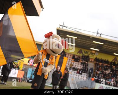 CAMBRIDGE, ANGLETERRE - 1er JANVIER : la mascotte Marvin the Moose de Cambridge United avant le match de la ligue EFL deux entre Cambridge United et Walsall à l'Abbey Stadium, Cambridge, le 1er janvier 2025 à Cambridge, Royaume-Uni. (Photo de Mitch Davidson/Alamy Live News) Banque D'Images