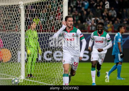 Aleksei Miranchuk de Lokomotiv célèbre après avoir marqué un but lors du match de l'UEFA Champions League entre le Lokomotiv Moscou et la Juventus Banque D'Images