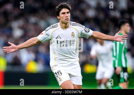 Madrid, Espagne. 04 janvier 2026. Gonzalo Garcia du Real Madrid CF lors du match la Liga EA Sports entre le Real Madrid CF et le Real Betis a joué au stade Santiago Bernabeu le 4 janvier 2026 à Madrid. (Photo de Cesar Cebolla/PRESSIN) crédit : AGENCE SPORTIVE PRESSINPHOTO/Alamy Live News Banque D'Images