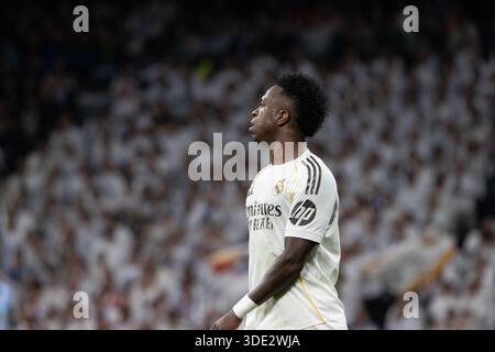 Madrid, Espagne. 04 janvier 2026. Vinícius Jr. du Real Madrid vu lors du match EA SPORTS la Liga 2025-2026 entre le Real Madrid et le Real Betis au stade Santiago Bernabeu. Score final : Real Madrid 5-1 Real Betis. Crédit : SOPA images Limited/Alamy Live News Banque D'Images