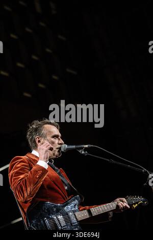 Bruxelles, Belgique. 05 janvier 2026. Le chanteur belge Daan est vu lors de la réception du nouvel an de VOKA (Vlaams Netwerk van ondernemingen, réseau flamand de compagnies), lundi 05 janvier 2026 à Bruxelles. BELGA PHOTO JONAS ROOSENS crédit : Belga News Agency/Alamy Live News Banque D'Images