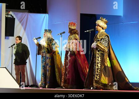 Madrid, Espagne. 04 janvier 2026. Lors de la traditionnelle parade 'Cabalgata de Reyes' à Madrid, Espagne, lundi 5 janvier 2026 crédit : CORDON PRESS/Alamy Live News Banque D'Images