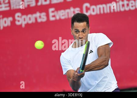 Michael Mmoh, joueur de tennis américain, lors d'un match au Hong Kong Tennis Open (ATP250) le 6 janvier 2026 à Hong Kong. (Photo de Kobe Li/Nexpher images) Banque D'Images